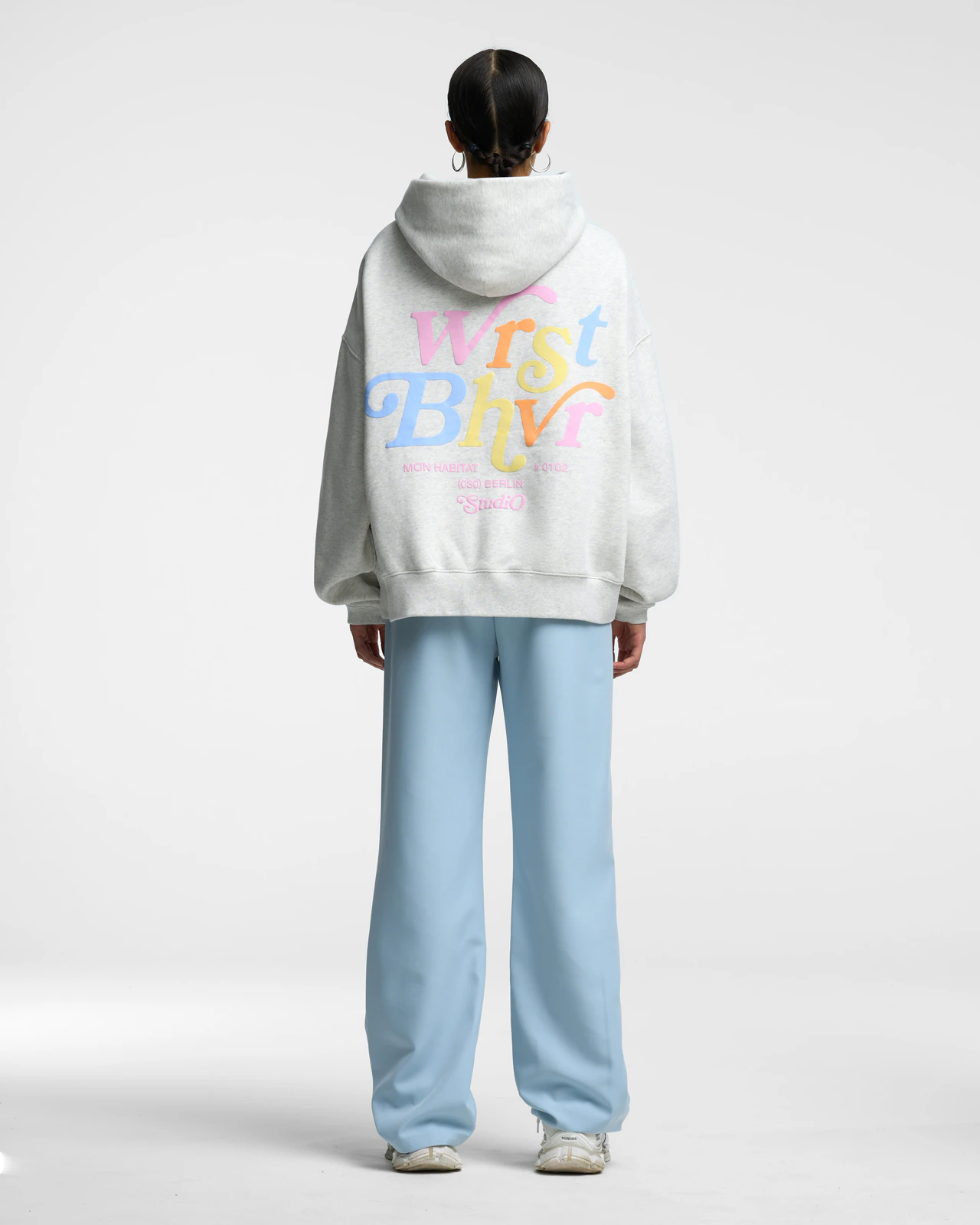Luxus Worst Behavior Pullover Fotos