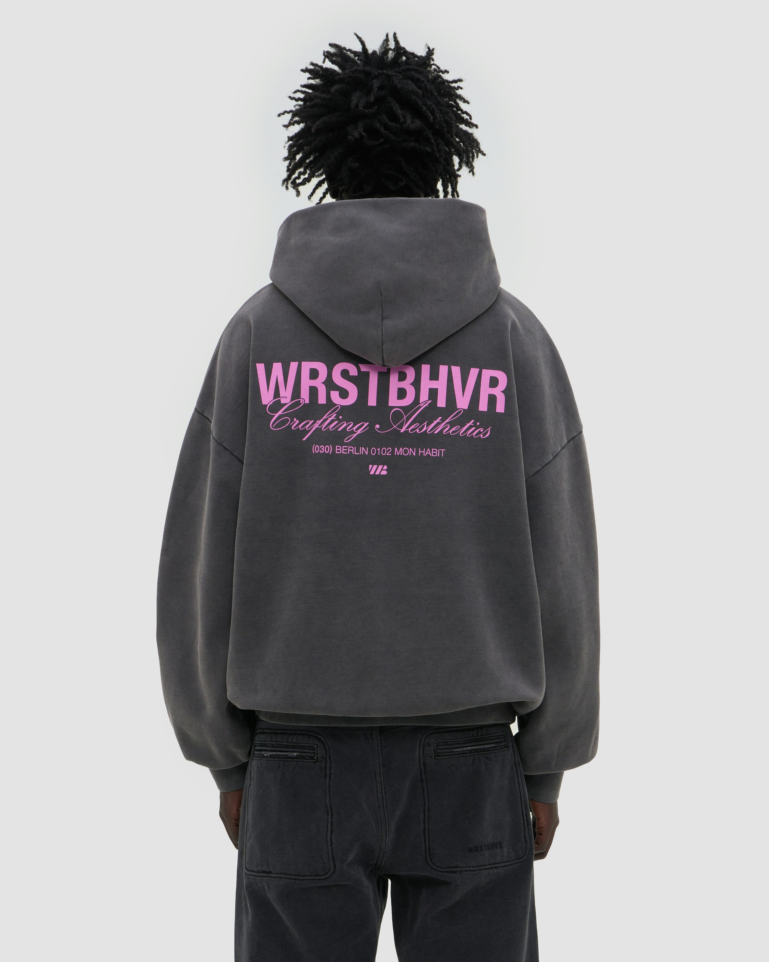 STUDIO V13 HOODIE | Worst Behavior Online-Shop